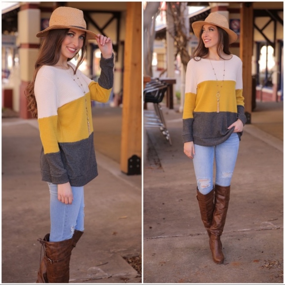 LAST ONE! Thermal Color Block Tunic - Picture 3 of 4